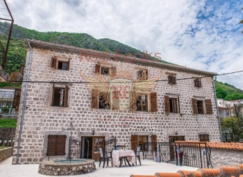 The Villa for sale is located in Montenegro in the small town of Stoliv (Stoliv), the world-famous resort of Kotor Bay, about 15 km from the city of Kotor, 7 km from Tivat airport.