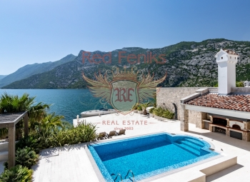 For sale villa with a unique location - a completely closed, private, ennobled coastline.