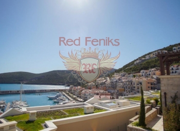 For sale two-bedroom apartment 116m2: 2 bedrooms, 2 bathrooms,

spacious living room with magnificent views of the open sea and the Lustica Bay marina, heated floors.