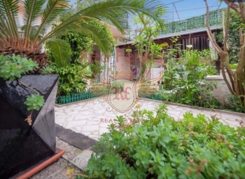 For sale house in Budva.
