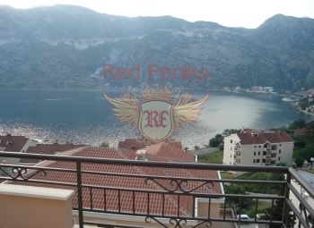 For sale cozy apartment with a total area of 65 m2 with stunning sea views.