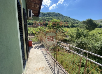 For sale nice house in Markovici with mountain view.