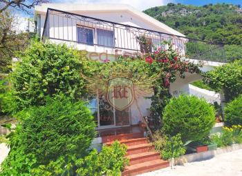 For sale beautiful house in Budva with a sea view.