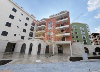 A selection of attractive two- and three-bedroom resale apartments is available in the desirable area of Donja Lastva, Tivat.