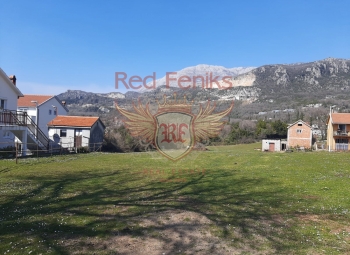 For sale a flat plot in the village of Podi, 2000m2
From the first floor there is a partial sea view and a
beautiful view of the mountains from the second floor there is a full sea view.