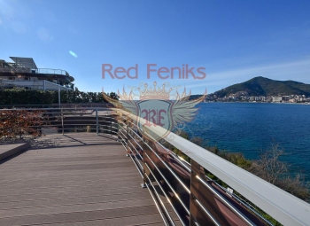 For sale villa in Lux complex in Budva

The villa is located in a complex at the exit of Budva.