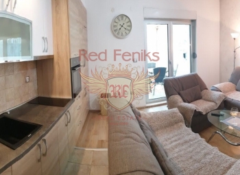 For sale spacious apartment total area of 50m2 located on the first floor (ground floor) with a terrace of 17m2.