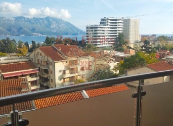 For sale studio apartment in Budva with a sea view
Area of the apartment 42m2 and located on the second floor.