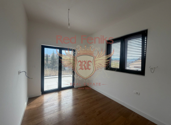 Located in a quiet residential area, this residential complex consists of two modern buildings, offering comfortable living just a short distance from the center of Tivat and the sea.