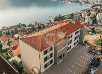 For sale
Apartments in a residential complex in the center of Herceg Novi.