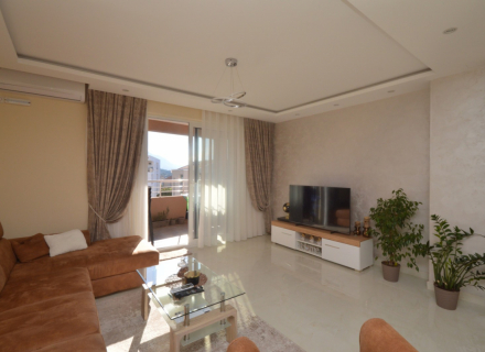 Dwupokojowy apartament na sprzedaż – Tivat, Kava, apartament z widokiem na morze Na sprzedaż w Czarnogórze, kupić mieszkanie w Bigova, dom w Region Tivat kup