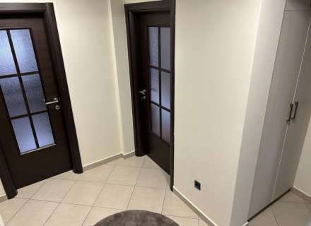 Prostran stan u Dobroti, stanovi u Crnoj Gori, stanovi sa visokim potencijalom zakupa u Crnoj Gori, apartmani u Crnoj Gori