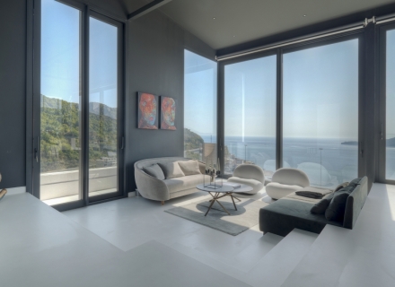 Panorama-Luxus-Penthouse mit Swimmingpool in Rafailovici., Wohnungen zum Verkauf in Montenegro, Wohnungen in Montenegro Verkauf, Wohnung zum Verkauf in Region Budva