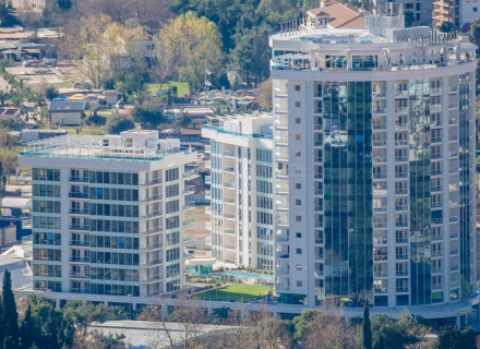 Budva'nın ön cephesinde üç yatak odalı daire 3+1, karadağ da kira getirisi yüksek satılık evler, avrupa'da satılık otel odası, otel odası Avrupa'da