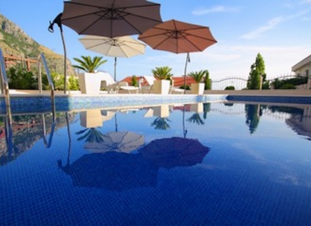Villa with Panoramic Mountain and Sea Views, Karadağ satılık ev, Karadağ satılık müstakil ev, Karadağ Ev Fiyatları