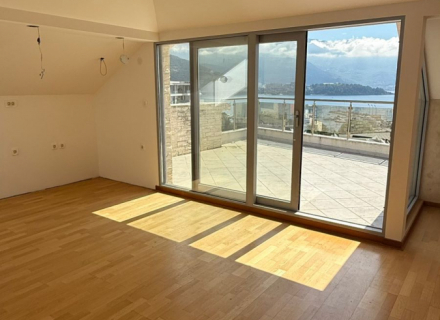 Budva'da Panoramik Deniz Manzaralı İki Yatak Odalı Daire, Karadağ da satılık ev, Montenegro da satılık ev, Karadağ da satılık emlak