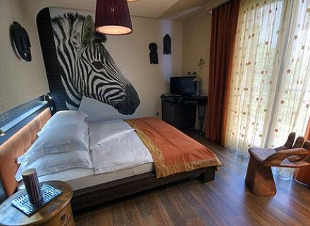 Kotor, Dobrota'da Satılıl Butik Otel, karadağ da satılık dükkan, montenegro satılık cafe