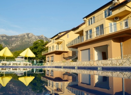 Reihenhaus in ländlicher Anlage, Montenegro Immobilien, Immobilien in Montenegro