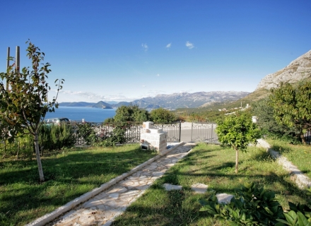 Einzigartige Villa in Rezevici, Skoci Devojka, Haus in der Nähe des Meeres Montenegro, Haus Kaufen in Region Budva