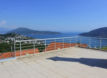Dom w Herceg-Novi, Baosici dom kupić, kupić dom w Czarnogórze, Dom z widokiem na morze Na sprzedaż w Czarnogórze
