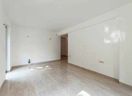 Erstaunliche Luxusapartments zum Verkauf mit Blick auf die Bucht und die Altstadt von Kotor, Villa in Kotor-Bay kaufen, Villa in der Nähe des Meeres Dobrota