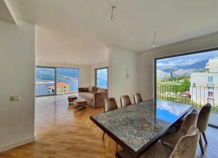 Panoramik Kotor Körfezi manzaralı çatı katı, becici satılık daire, Karadağ da ev fiyatları, Karadağ da ev almak