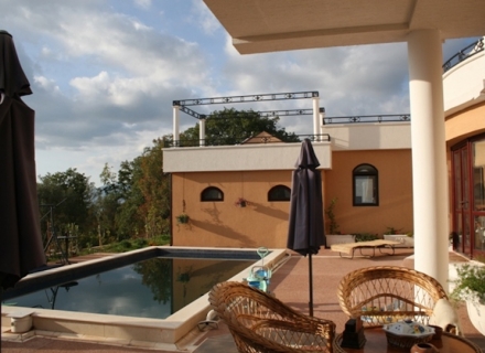 Villa u Kavac, kuća blizu mora Crna Gora, kuća Crna Gora prodaja, kuća Crna Gora