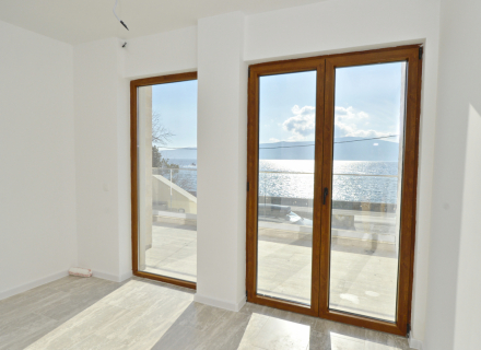 Apartments in einem neuen Komplex am Strand in Boka Bay, Verkauf Wohnung in Bigova, Haus in Montenegro kaufen