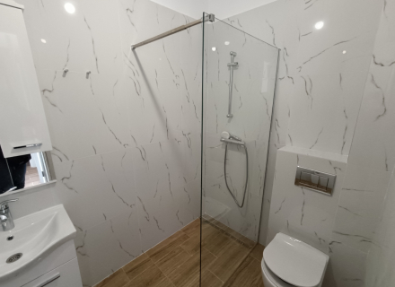 Apartamenty w nowym budynku w Bečići, apartament z widokiem na morze Na sprzedaż w Czarnogórze, kupić mieszkanie w Becici, dom w Region Budva kup