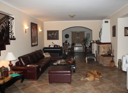 Villa u Kavac, Region Tivat kupiti kuću, Bigova kuća prodaja