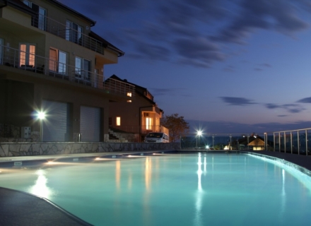 Reihenhaus in ländlicher Anlage, Region Bar and Ulcinj Hausverkauf, Bar Haus kaufen, Haus in Montenegro kaufen