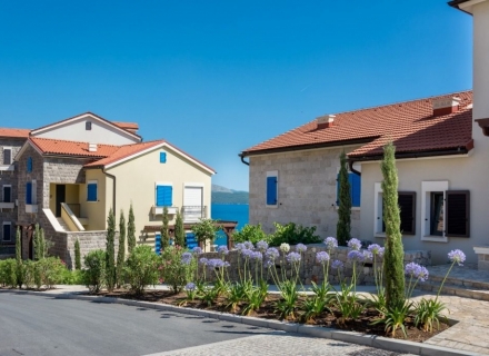Ekskluzivni stambeni kompleks na Lustici, Nekretnine u Crnoj Gori, prodaja nekretnina u Crnoj Gori, stanovi u Lustica Peninsula