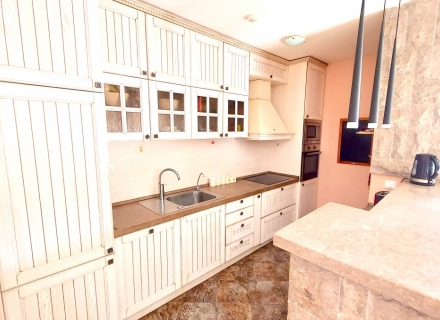 Becici'de Lüks Villa, Region Budva satılık müstakil ev, Region Budva satılık villa