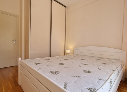 Apartment mit einem Schlafzimmer in Becici, Wohnung mit Meerblick zum Verkauf in Montenegro, Wohnung in Becici kaufen, Haus in Region Budva kaufen