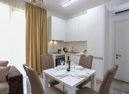 Schöne Wohnungen in Becici, Hotelresidenzen zum Verkauf in Region Budva, Hotelzimmer zum Verkauf in Europa