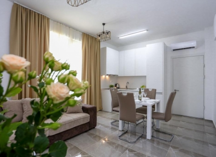 Schöne Wohnungen in Becici, Hotelzimmer in Europa Investition mit garantierten Mieteinnahmen, Serviced Apartments zum Verkauf