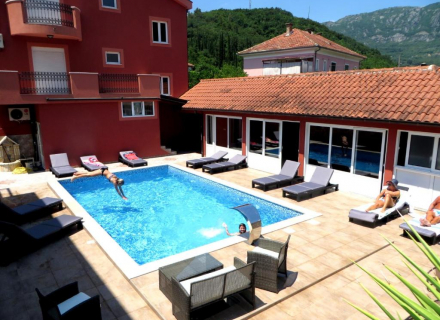 Satılık iş evi, Karadağ da satılık havuzlu villa, Karadağ da satılık deniz manzaralı villa, Baosici satılık müstakil ev