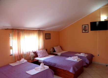 Satılık iş evi, Herceg Novi satılık müstakil ev, Herceg Novi satılık müstakil ev