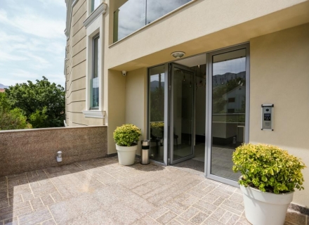 Schöne Wohnungen in Becici, Hotelzimmer in Europa Investition mit garantierten Mieteinnahmen, Serviced Apartments zum Verkauf