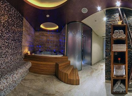 Kotor, Dobrota'da Satılıl Butik Otel, karadağ da satılık dükkan, montenegro satılık cafe