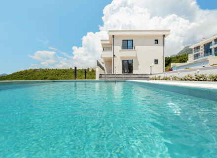 Zwei wunderschöne Villen mit Panoramablick auf das Meer, Haus mit Meerblick zum Verkauf in Montenegro, Haus in Montenegro kaufen