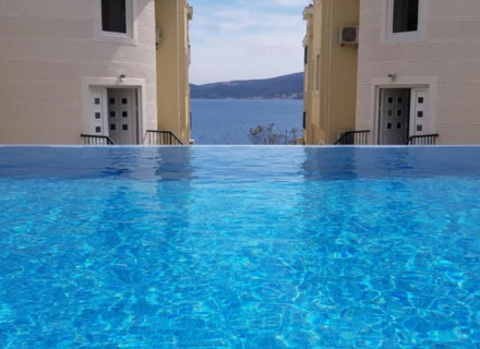 Jednosoban stan sa pogledom na more, Bijela, Herceg Novi, hotel u Crnoj Gori na prodaju, hotelski konceptualni apartman za prodaju u Baosici