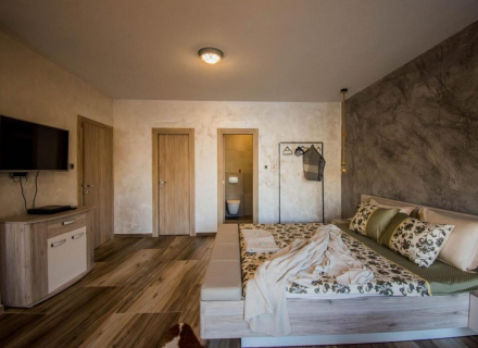 Moderna vila na prvoj lijini do mora u Kostanjici, Kotor-Bay kupiti kuću, Dobrota kuća prodaja