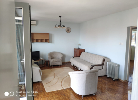 Üç Katlı Daireli Ev, Herceg Novi, Herceg Novi satılık müstakil ev, Herceg Novi satılık villa