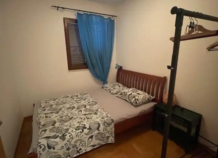 Helle Wohnung mit zwei Schlafzimmern und Meerblick Boka, Risan, Verkauf Wohnung in Dobrota, Haus in Montenegro kaufen