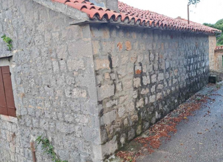 Prodaje se kamena kuća u Zagori, Nekretnine Crna Gora, nekretnine u Crnoj Gori, Kotor-Bay prodaja kuća