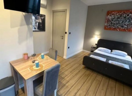 Studio apartman u centru Budve, prodaja stanova u Crnoj Gori, stanovi za izdavanje u Becici, prodaja stanova