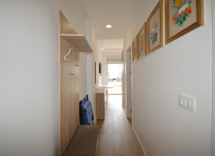 Apartament z jedną sypialnią i prywatnym dziedzińcem – Bijela, Herceg Novi, apartament z widokiem na morze Na sprzedaż w Czarnogórze, kupić mieszkanie w Baosici, dom w Herceg Novi kup