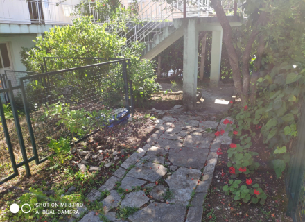 Üç Katlı Daireli Ev, Herceg Novi, Karadağ Villa Fiyatları Karadağ da satılık ev, Montenegro da satılık ev, Karadağ satılık villa