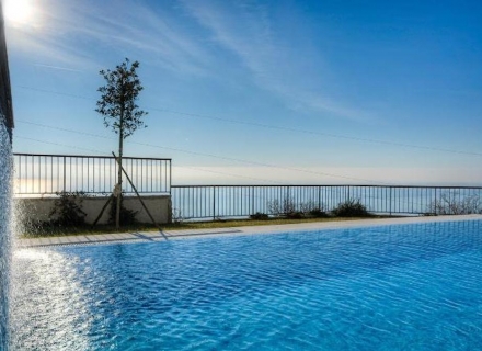 Savršena panoramska vila s pogledom na more u Blizikucu, prodaja kuća Crna Gora, kupiti vilu u Region Budva, vila blizu mora Becici